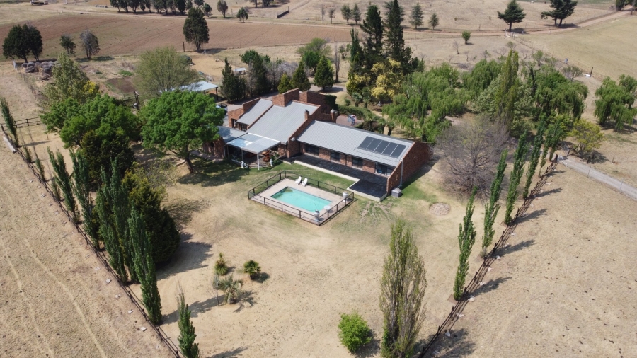 5 Bedroom Property for Sale in Bethlehem Rural Free State